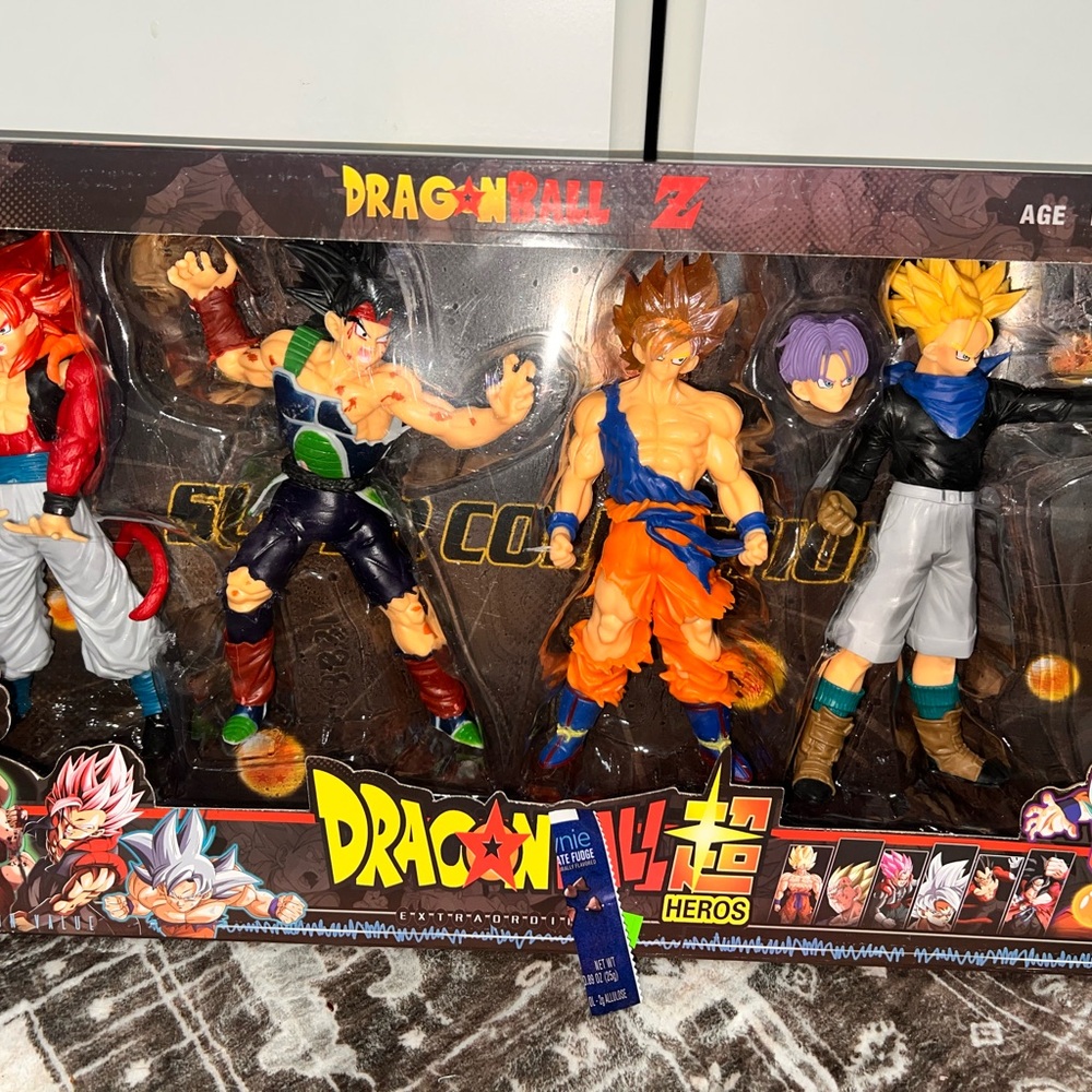 Dragon Ball Z Action Figure Set - Multicolor